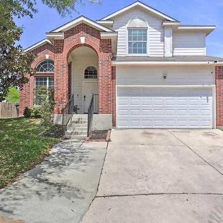 San Antonio Home With Hot Tub - 1 Mi To Seaworld Exterior photo