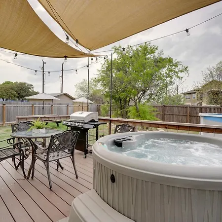 San Antonio Home With Hot Tub - 1 Mi To Seaworld Exterior photo